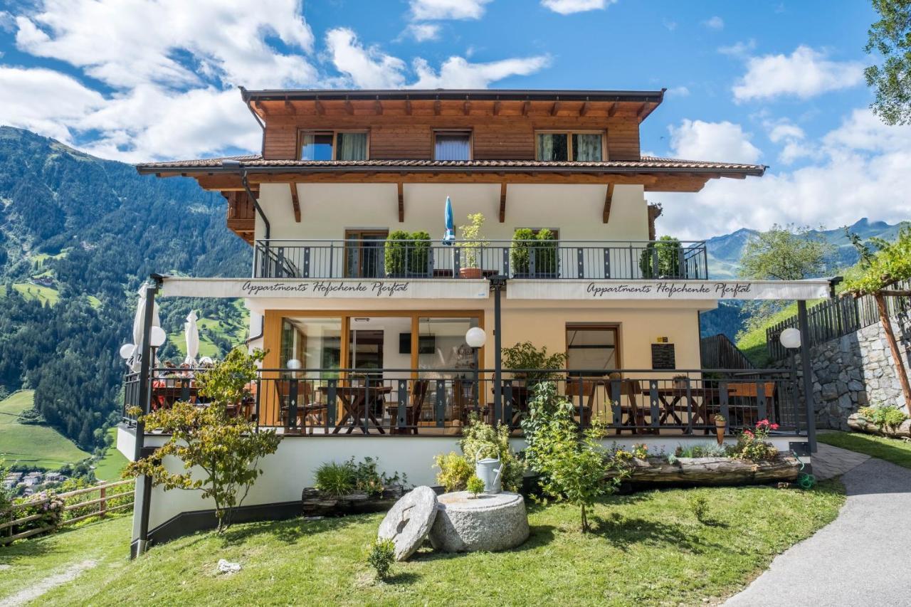 Hofschenke Pfeiftal - Bergwiese San Martino In Passiria  Ngoại thất bức ảnh